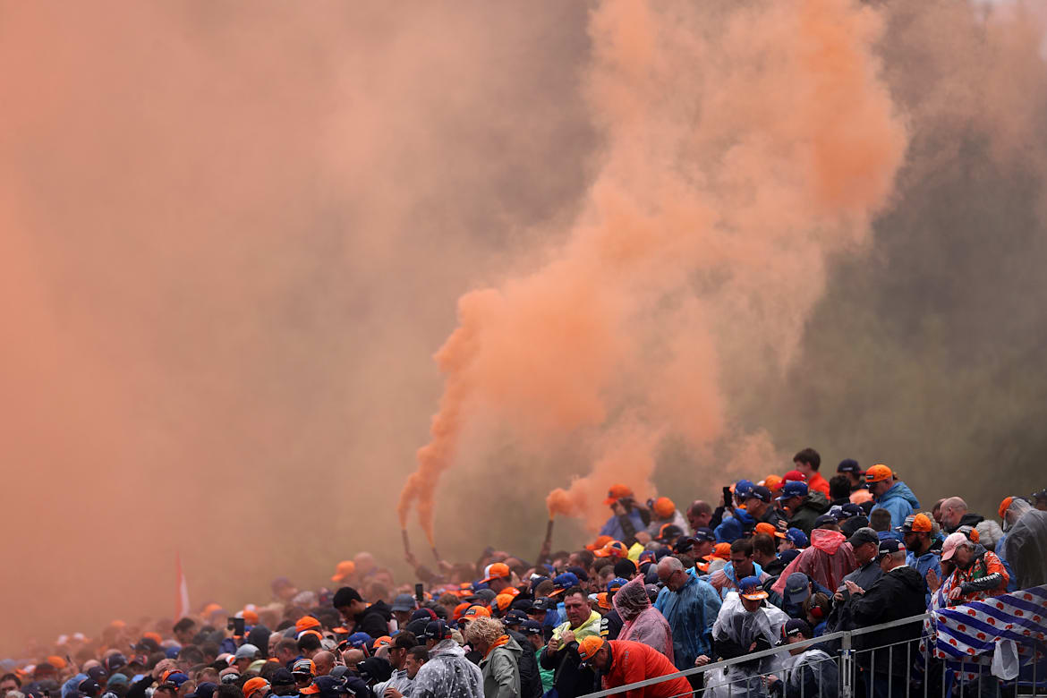 El Ejército Naranja no nos defrauda, llueva o haga sol