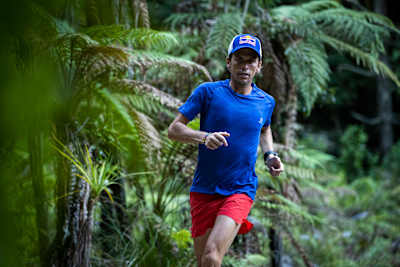 Ryan Sandes beim Training für den „Tarawera Ultra-Marathon" in Rotorua