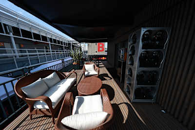A Sitting Area On The Treehouse