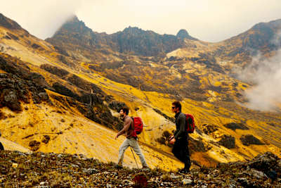 Les entrepreneurs Jules Coignard et Raphaël Masvigner ont réalisé un premier tour du monde de l’économie circulaire en 2014, à la rencontre de 150 startups spécialisées dans ce domaine.