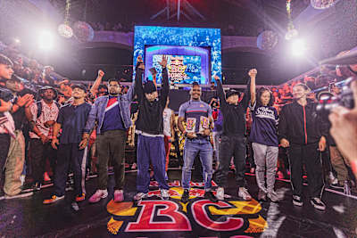 Ο B-Boy Ali και B-Girl Sunny ανακηρύχθηκαν νικητές του Red Bull BC One Cypher των ΗΠΑ στο Λος Άντζελες της Καλιφόρνιας, στις 17 Σεπτεμβρίου 2022.