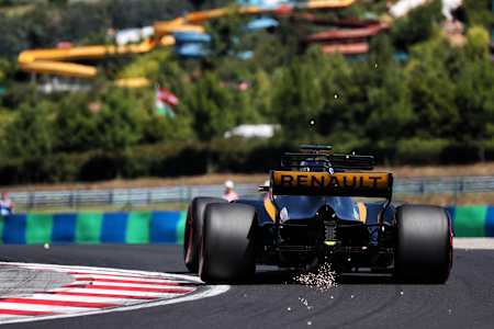 Hulkenberg sparked a war of words with Magnussen