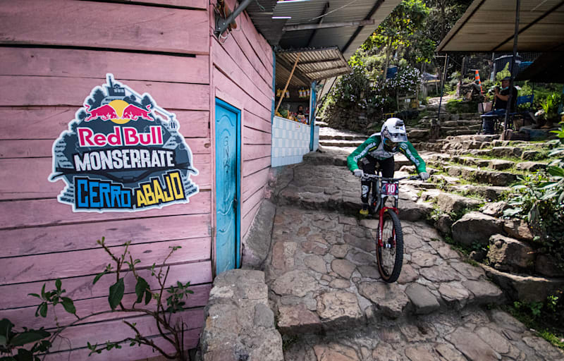 Courses de VTT DH urbain le guide pour tout savoir