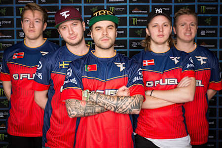 rain, maikelele, fox, aizy og jkaem