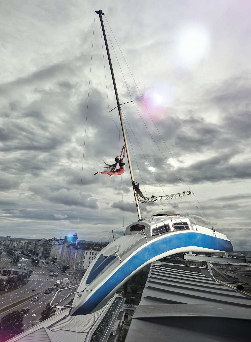 On the roof of Hotel Daniel. The boat is an artwork by the Erwin Wurm