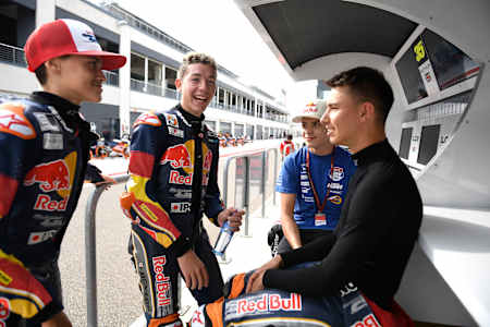 David Salvador with other Rookies Cup riders in Aragon 2019