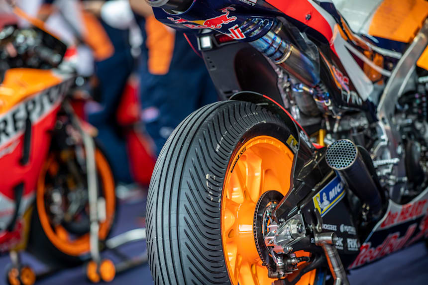 Here S How Motogp Riders Race In The Rain