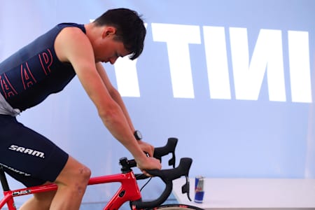 2019 年 10 月 13 日，在荷蘭參加 Super Prestige Gieten的英格蘭 Trinity CX 選手 Thomas Pidcock。