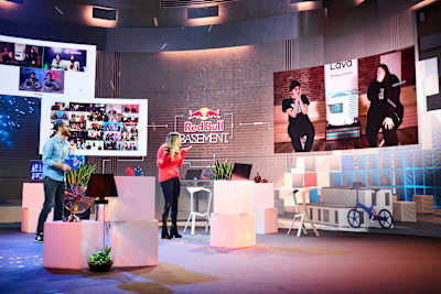 Команда Lava Aqua X узнаёт, что они взяли победу на Red Bull Basement 2020.