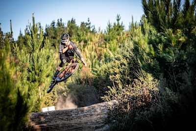 Gabri en acción con su Rallon.