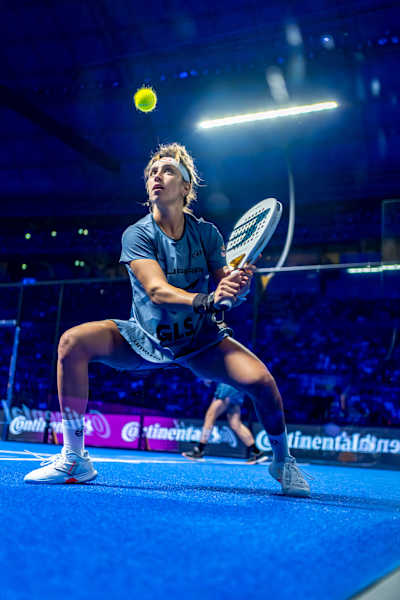 Bea González competing in the Premier Padel 2025 Finals in Barcelona, Spain.