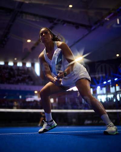 Gemma Triay Pons durante las semifinales de la Cupra Costa Daurada Tarragona Premier Padel P1 en Tarragona, España, el 2 de agosto de 2025. 