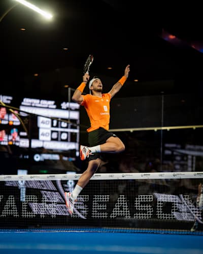 Ale Galán durante las semifinales del Premier Padel Riyadh Season P1 en febrero de 2026.