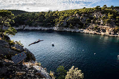 Spasov dives in the Calanques, one of the best spots for cliff diving in Europe. 