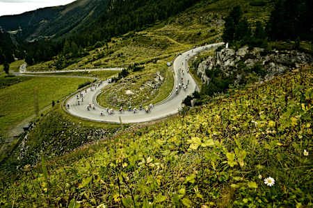 Ötztaler Radmarathon: idyllische Szenerie, brutaler Kampf