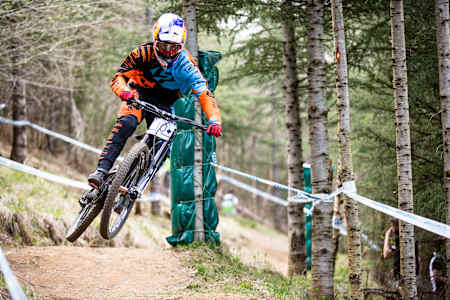 Loïc Bruni à la Coupe du Monde VTT UCI 2015, Lourdes, en France.
