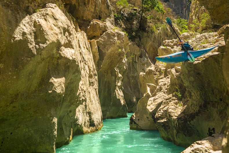Nouria Newman Kayaking France S Verdon Gorges Video