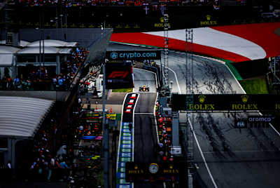 Un vistazo al Pit Lane