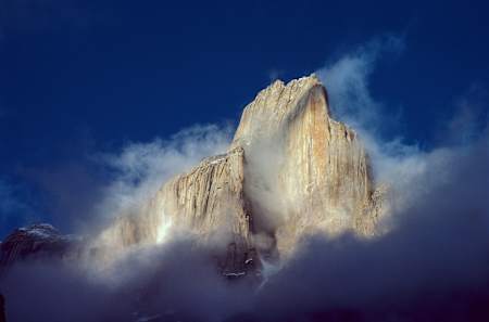 Trango Tower, Pakistan