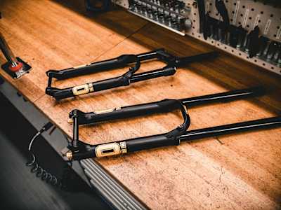 RFX 36 Trail fork and DH fork at the Ohlins factory.