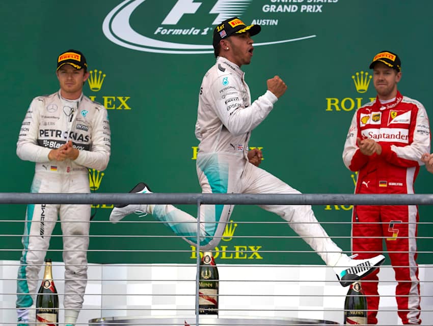 Rosberg throws cap at Hamilton at USGP: F1