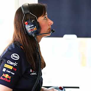 Everyone Say "Thank You, Hannah"