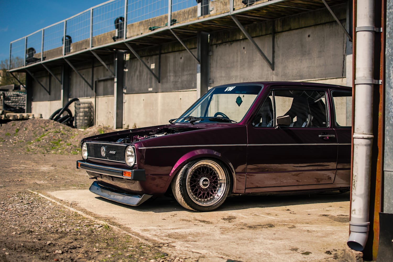 Modified MK1 Golf G60 Go inside this modified beauty