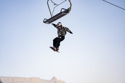 과감한 묘기를 선보이는 이채운 선수