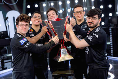 A photo of Furia lifting the CBLOL trophy following the Stage 1 Grand Finals.
