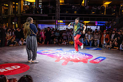 بطل "ريد بُل دانس يور ستايل" إلى جنوب إفريقيا لتمثيل الأردن