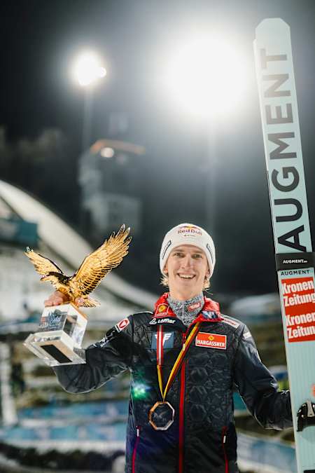 Daniels Höhepunkt: Gesamtsieg der Vierschanzentournee in Bischofshofen.
