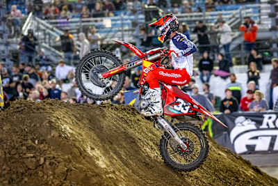 Pierce Brown in Action. 