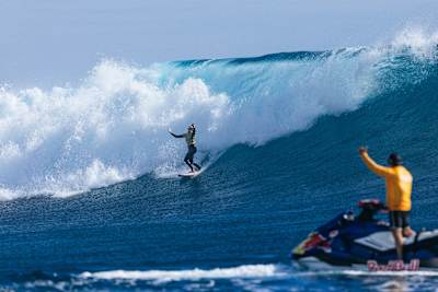 Molly Picklum rides a wave after winning the WSL Finals Fiji 