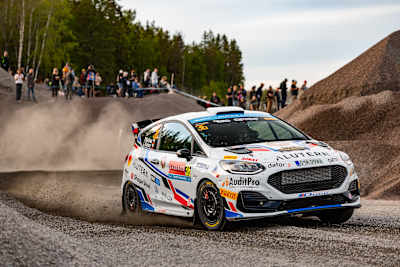 Petr Kačírek moved into third overnight in ERC3