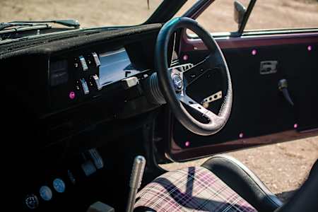 Renown steering wheel