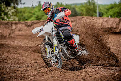 Apex is a woodchip track, so great for all seasons