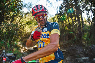 A participant at MTB Himalaya