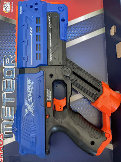Als Basis für die Waffe diente eine Nerf-Gun.