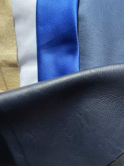 Einer der wichtigsten Punkte ist die Wahl der Materialien und Farben.
