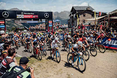 Women's start line at the XCO World Cup 2019 in Vallnord, Andorra.