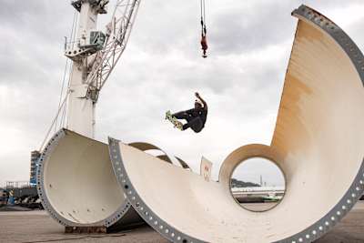 Zion Wright in action during the shoot for Eolo.