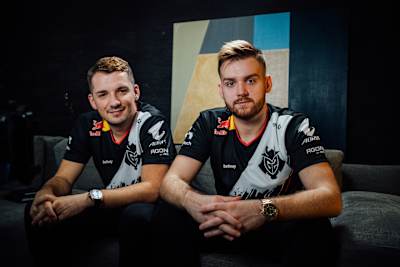 An image of G2 Esports' Nikola ‘NiKo’ Kovač and Nemanja ‘huNter’ Kovač.
