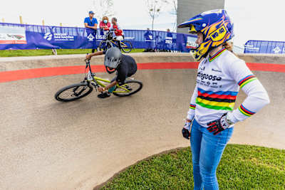 Khothalang Leuta and Payton work on berm skills.