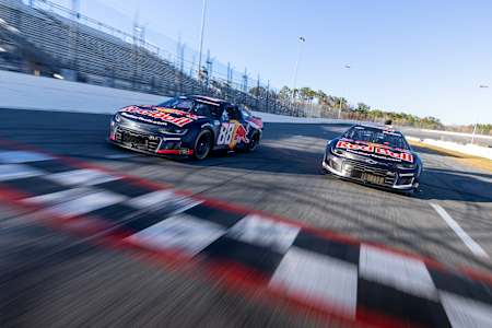 Shane van Gisbergen y Connor Zilisch 