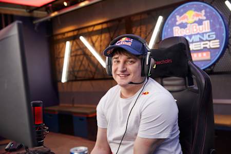Pro Call of Duty: Warzone player and streamer Liam 'Jukeyz' Lunt photographed at the Red Bull Gaming Sphere London in April 2021.