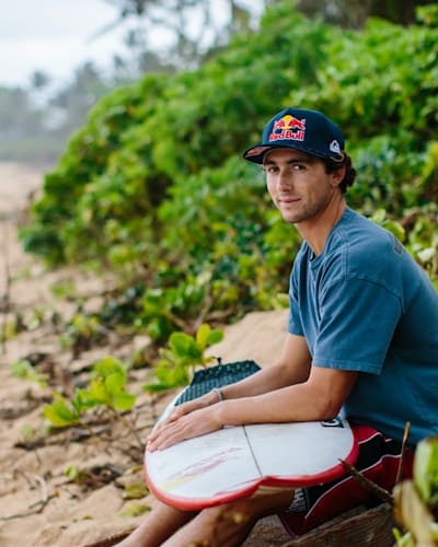 Surfer Griffin Colapinto 2023 Season Pipeline