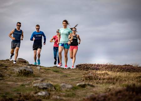 Ein Lauf mit Freunden lässt die Kilometer nur so vorüberziehen