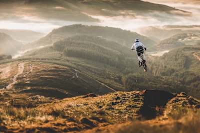 Gee Atherton in action during his his original Ridgeline video release in 2020.