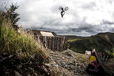 Red Bull Hardline: o downhill mais intimidador do mundo