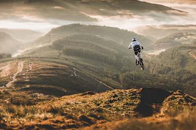 Gee Atherton in action during his his original Ridgeline video release in 2020.
